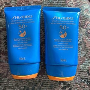 Shiseido Sun Protector SPF 50+ - Blue and Orange
